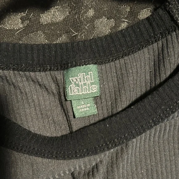 Black Ribbed Short Sleeve Top - Picture 2 of 2